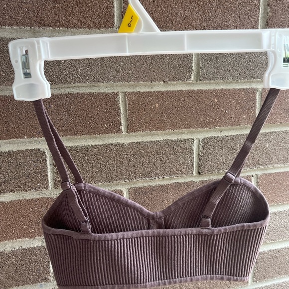 Babaton Chocolate Ribbed Bra - Picture 2 of 7